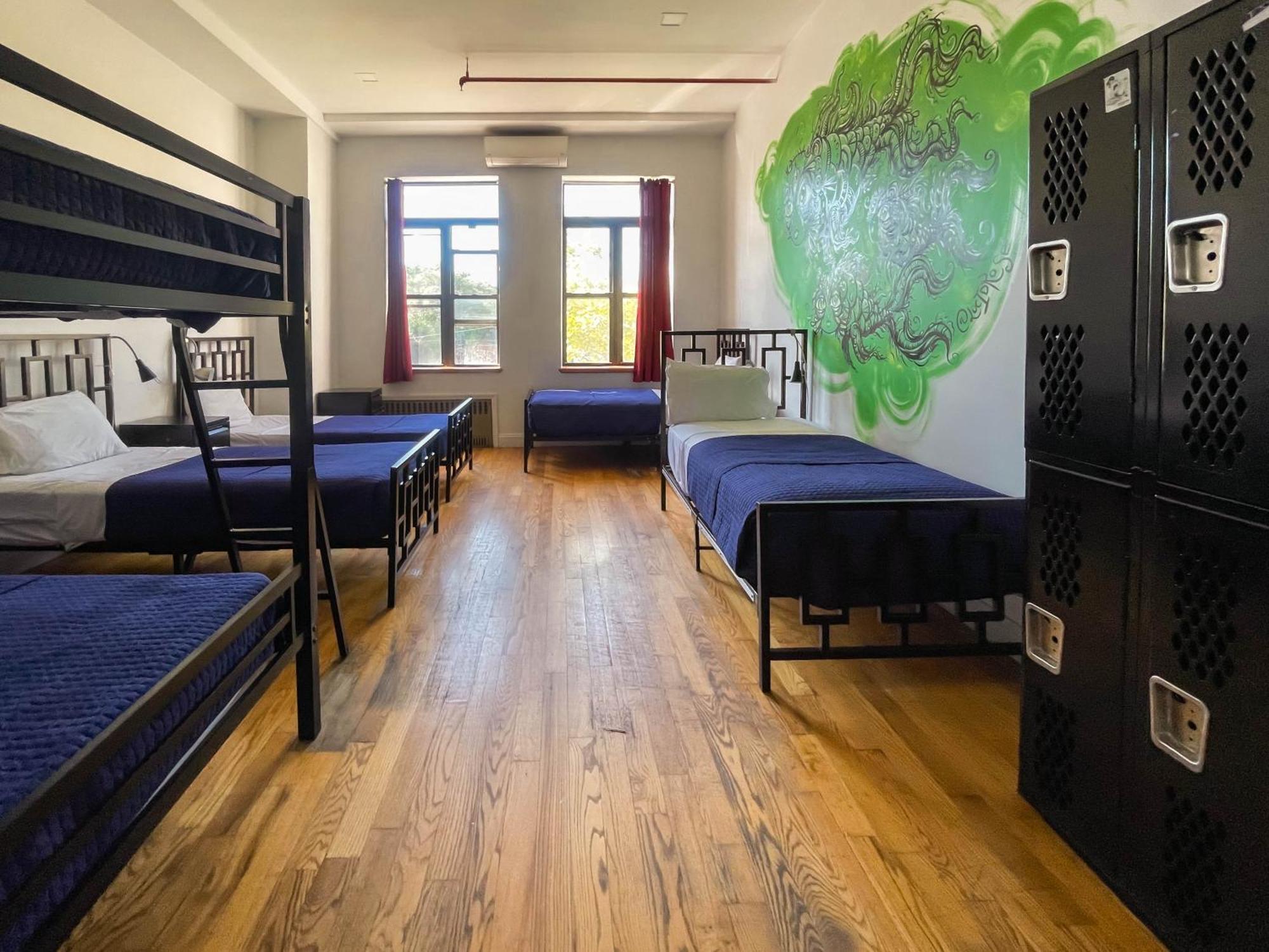 Ny Moore Hostel New York Exteriör bild